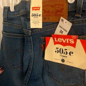 Levi’s 505 cropped Jeans Size 24